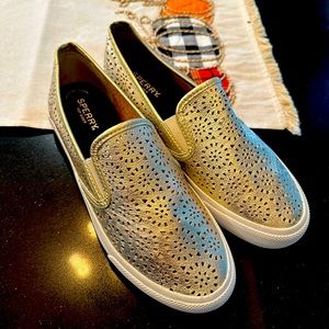 Sperry Topsiders Gold Women’s size 10